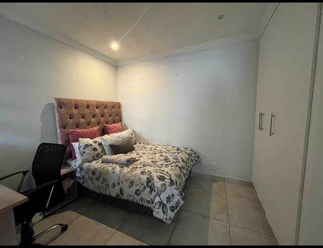 2 BEDROOM FLAT TO LET IN CRESTHOLME